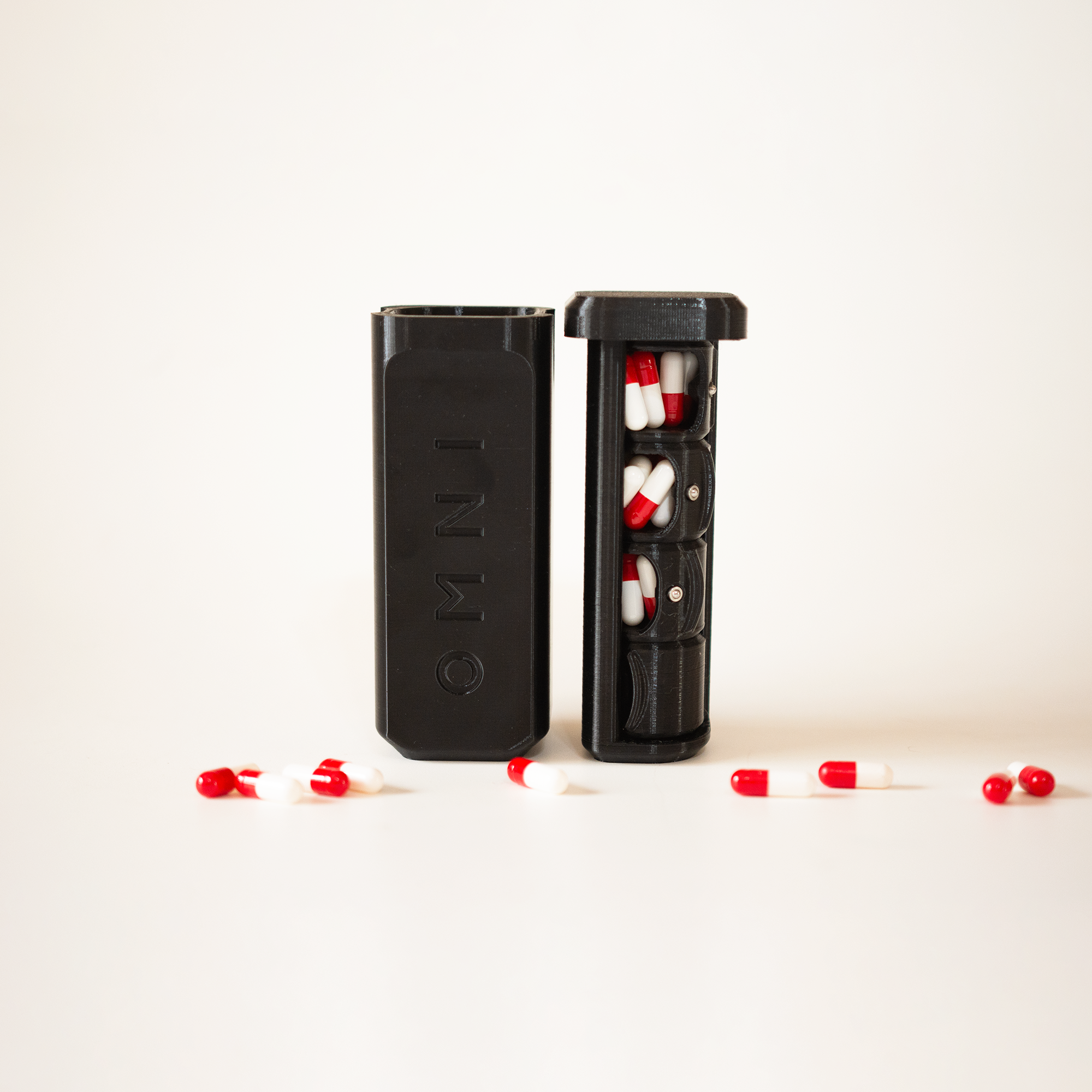 OMNI 3D PRINT Porta Comprimidos e Cápsulas, Organizador de Medicamentos Portátil - Preto